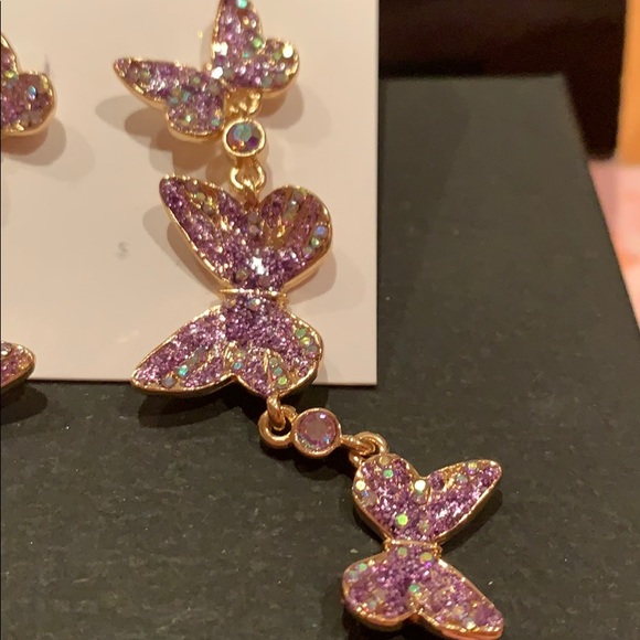 Betsy Johnson butterfly earrings NWT - Picture 2 of 3